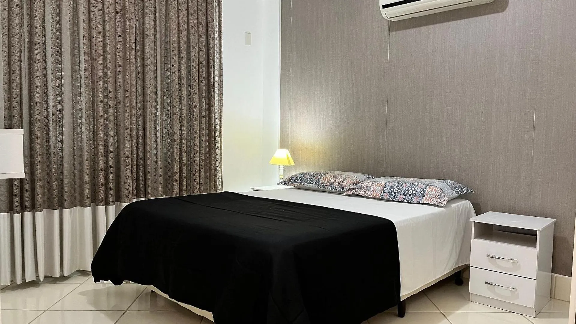 Apartment B163 - Apartamento Em Bombas Para 05 Pessoas Bombinhas